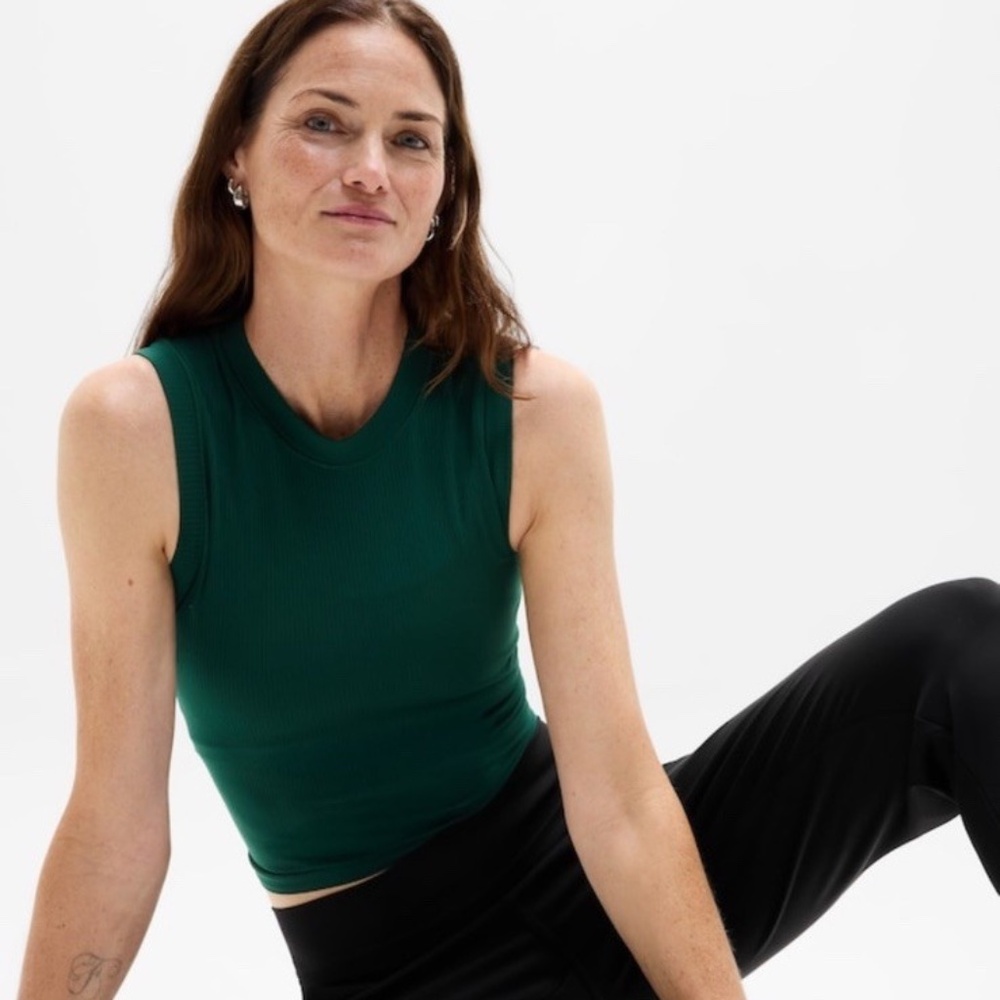 Renew Seamless Muscle Tank in Viridian Green Size Small WOT
